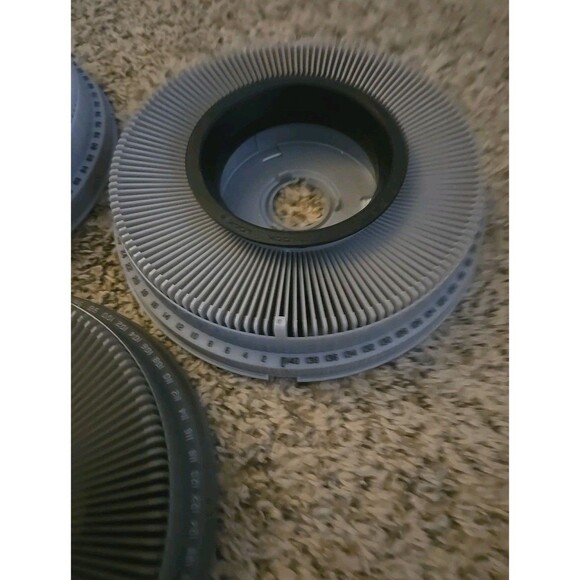 3 Vintage Kodak Carousel 140 Slide Trays Gray No Boxes 1 Chipped Missing Piece - Picture 4 of 11